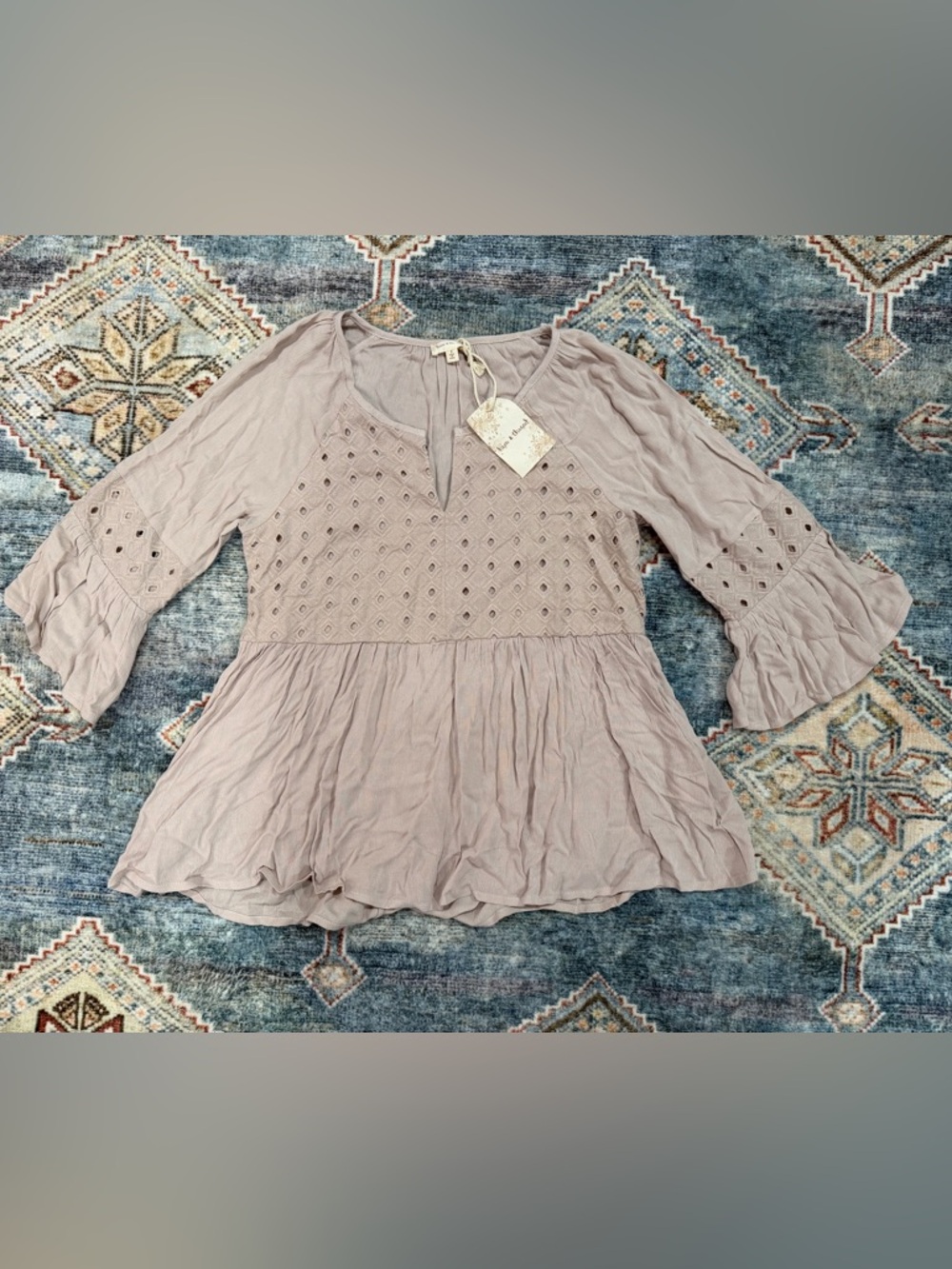 Hem & Thread‎ Mauve Eyelet Peasant Tunic